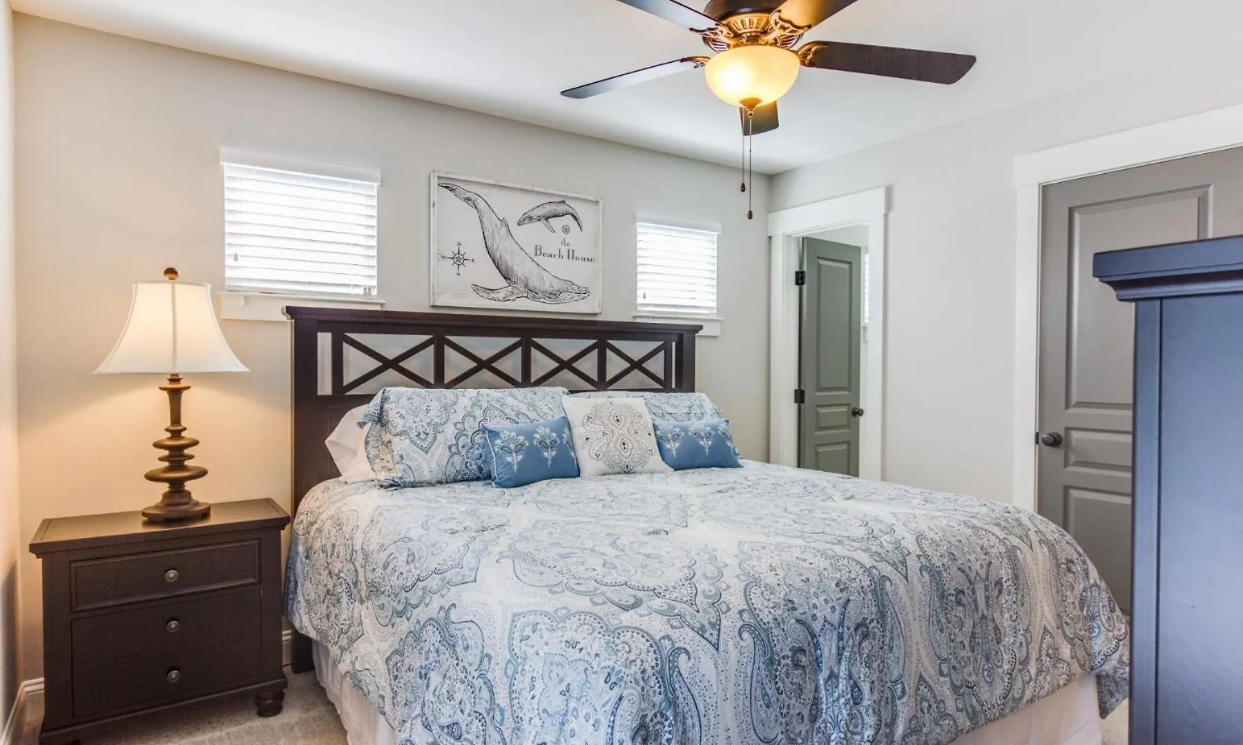 408B The Lynnhaven House Spacious 4 Bedroom Townhouse Walking Distance To The Beach And Boardwalk Virginia Beach